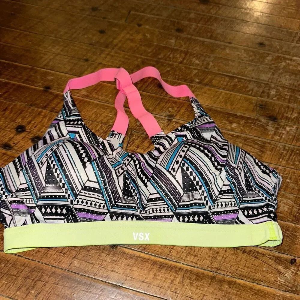 Victoria’s Secret Aztec VSX high impact 34B sports bra
